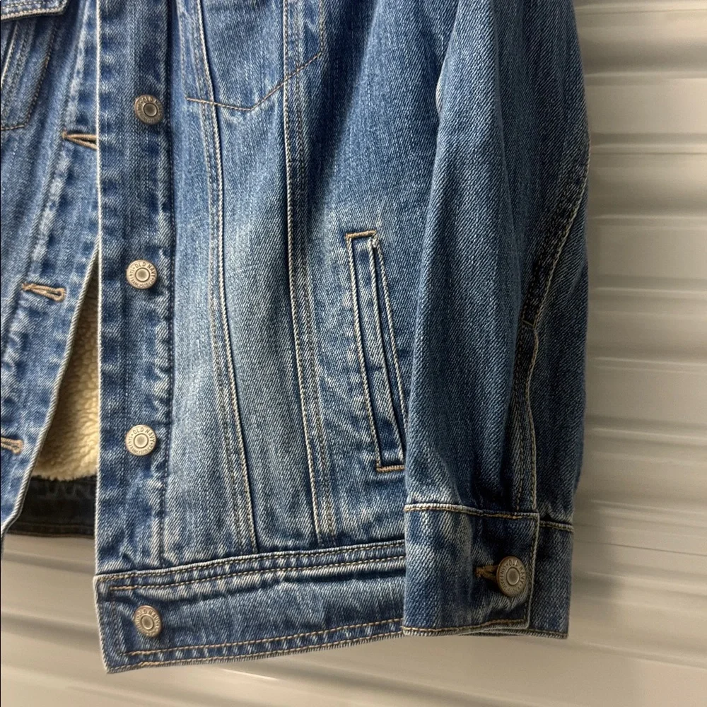 Old Navy Blue Denim Jacket with Cream Sherpa Collar Size S - Picture 5 of 7